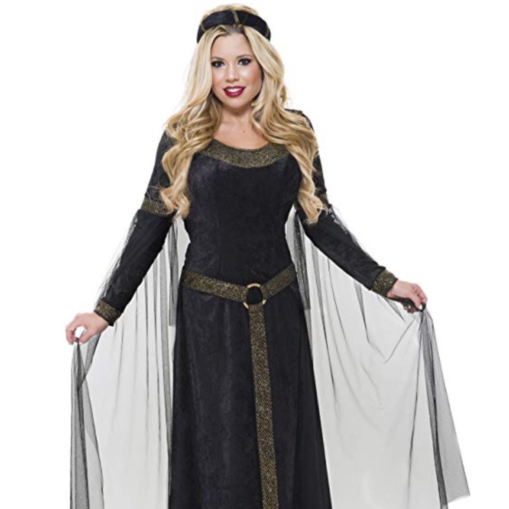 Charades 11 12 13 Renaissance Maiden Black